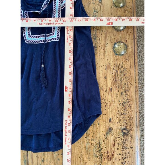 Style & Co Petite Navy Sleeveless Top PM Embroidered polyester pullover v-neck - Picture 6 of 6